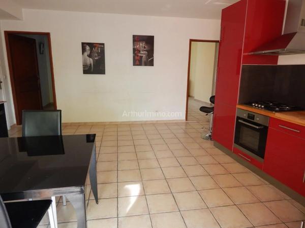 Location                                                      Appartement
                        
                     3 pièces                      57 m2                     à Salernes