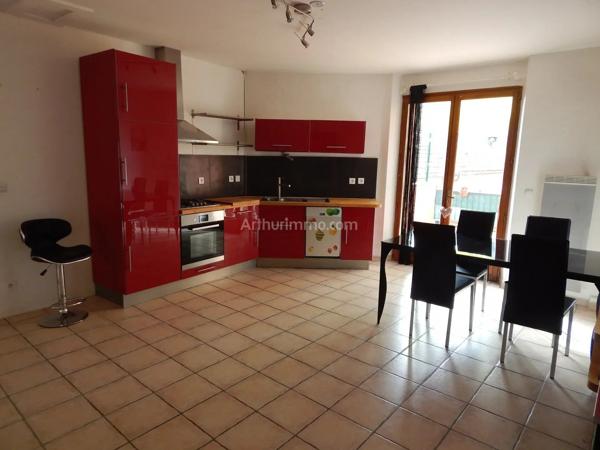 Location                                                      Appartement
                        
                     3 pièces                      57 m2                     à Salernes