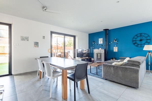Vente Maison155,68 m² - 6 Pièces - LA ROCHE SUR YON (85000)