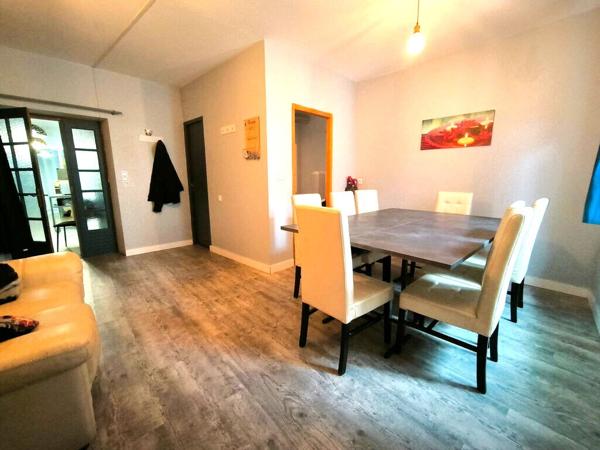 LEZIGNAN-CORBIERES - Local commercial A LOUER de 78 m²