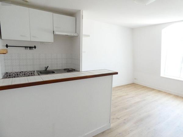 Studio à vendre à Bayeux dans le Calvados (14400), ref : 10615/176   
RUE SAINT MALO