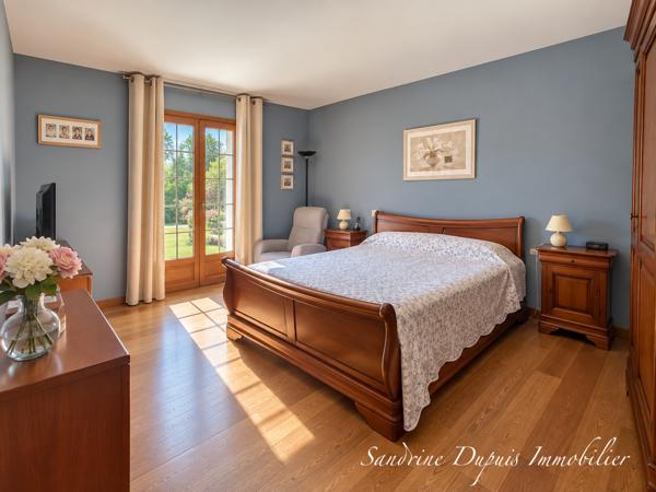Aux portes de Saintes – Propriété de caractère avec piscine intérieure chauffée
