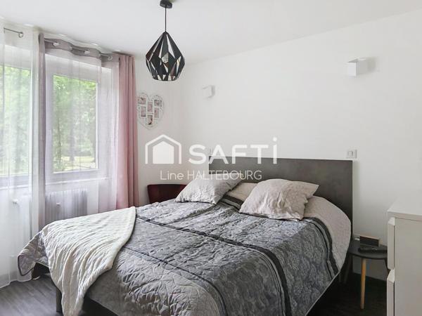 Coup de cœur assuré pour ce 3 pièces moderne avec balcon et cave !