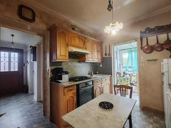 Vente                                                      Maison
                        
                     6 pièces                      101 m2                     à Villeneuve-Saint-Georges