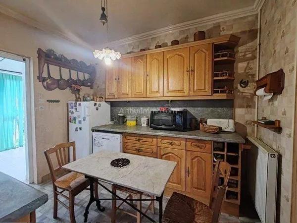 Vente                                                      Maison
                        
                     6 pièces                      101 m2                     à Villeneuve-Saint-Georges