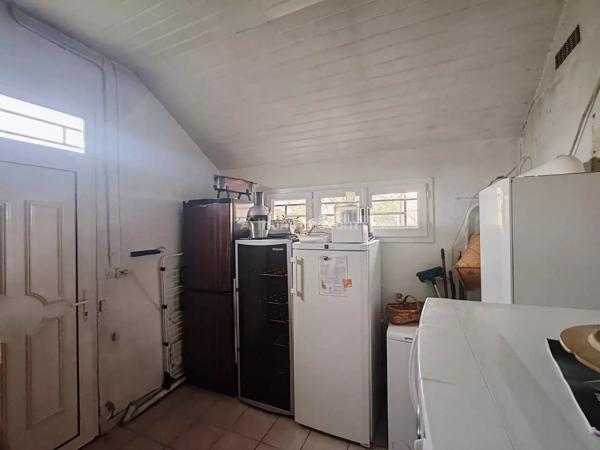 Vente                                                      Maison
                        
                     6 pièces                      101 m2                     à Villeneuve-Saint-Georges