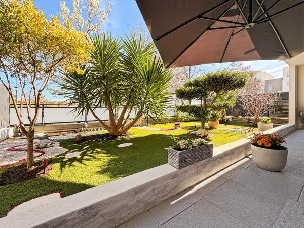 A vendre T3 en rez-de-jardin avec grand jardin arboré à Chateau Gombert 13013 Marseille