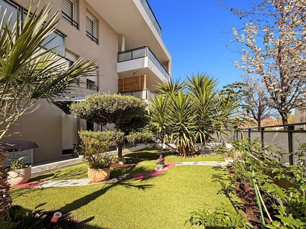 A vendre T3 en rez-de-jardin avec grand jardin arboré à Chateau Gombert 13013 Marseille