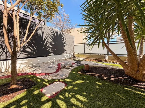 A vendre T3 en rez-de-jardin avec grand jardin arboré à Chateau Gombert 13013 Marseille