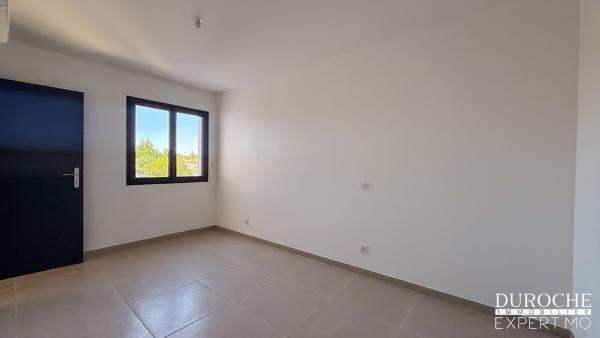 Maison neuve à Camaret-sur-Aigues – 115 m², 3 chambres dont suite parentale