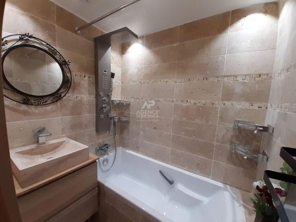 Appartement Nanterre 3 pièce(s) 57.95 m2 €283 500 ** - Référence 15156