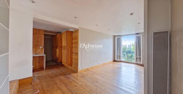 Appartement 2 pièces (44 m²) - 4e et dernier étage, calme et lumineux - Proche Paris 15