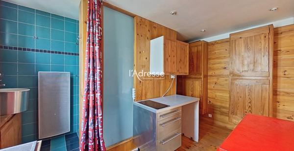 Appartement 2 pièces (44 m²) - 4e et dernier étage, calme et lumineux - Proche Paris 15