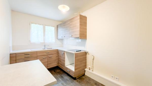 Appartement Yerres 2 pièce(s) 48.10 m2