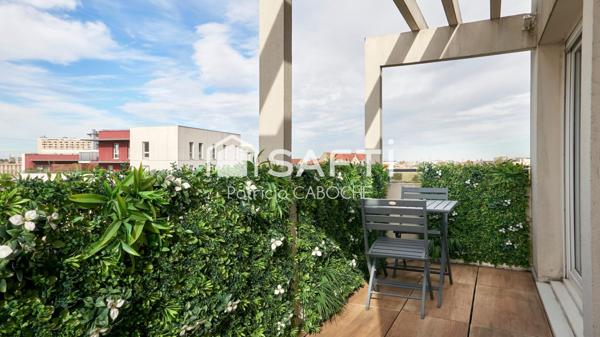 Appartement dernier étage T4 sans travaux place de parking