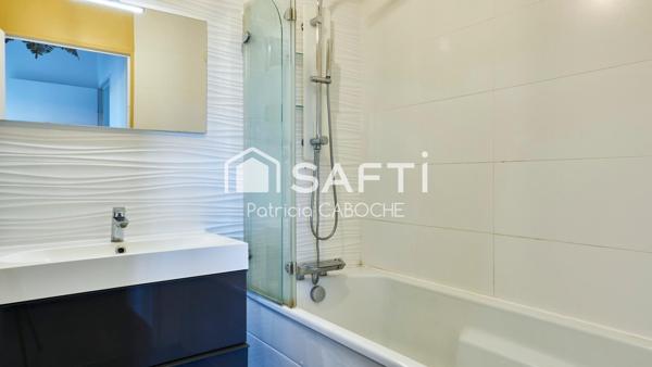 Appartement dernier étage T4 sans travaux place de parking