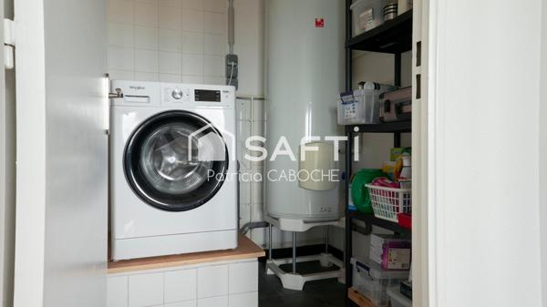 Appartement dernier étage T4 sans travaux place de parking