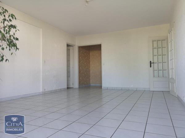 Location appartement Lyon 8e Arrondissement (69008) 3 pièces 75.07m²