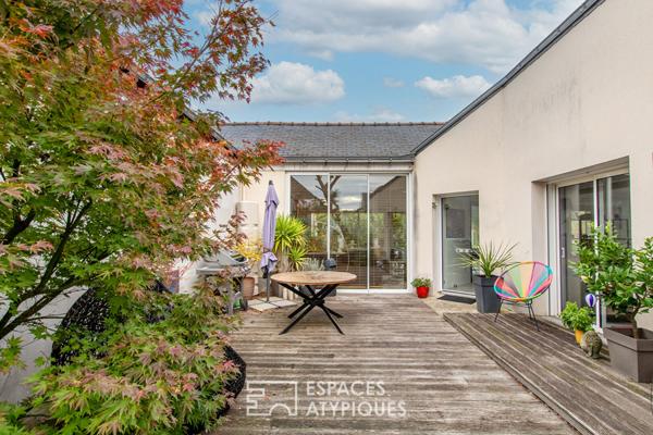 Maison d’architecte avec piscine dans environnement privilégié