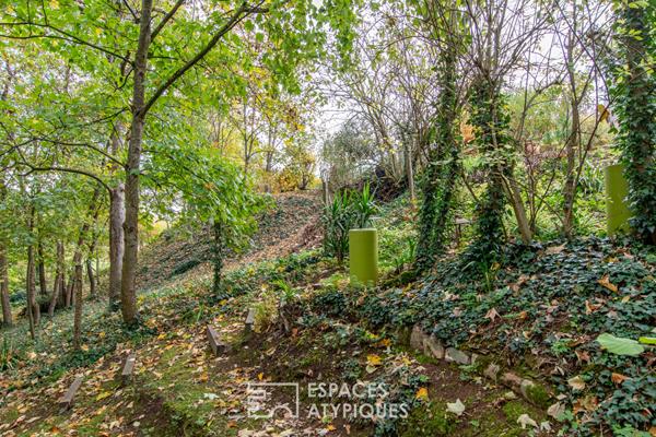 Maison d’architecte avec piscine dans environnement privilégié