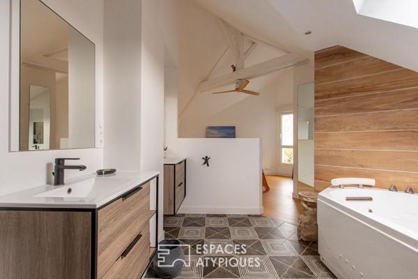 Maison d’architecte avec piscine dans environnement privilégié