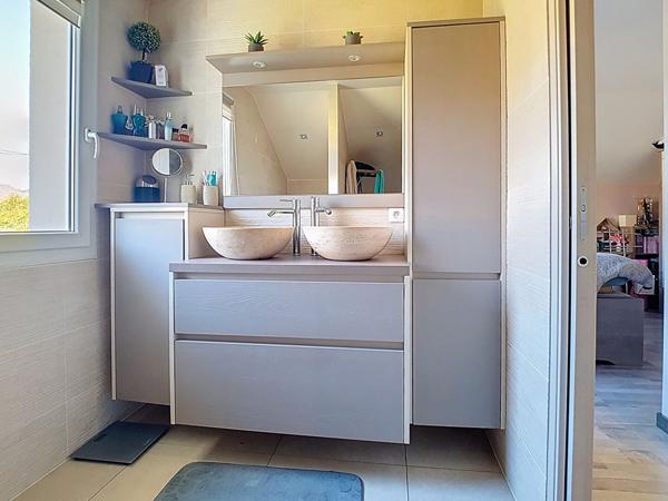 A VENDRE Maison familiale de 2016 - Centre de Boëge - 4 chambres avec terrain 903 m²