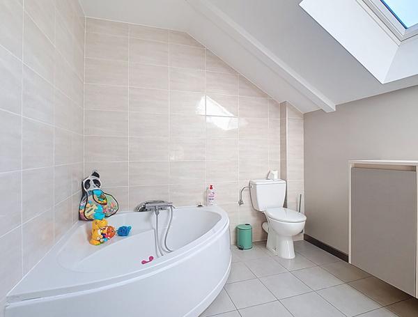 A VENDRE Maison familiale de 2016 - Centre de Boëge - 4 chambres avec terrain 903 m²