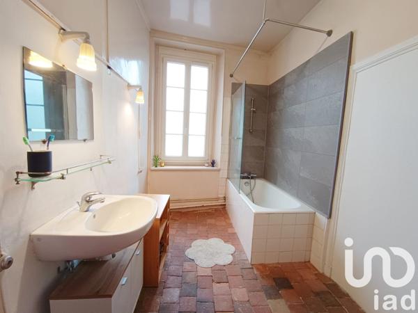 Maison à vendre 7 pièces 210 m² Saint-Julien-du-Sault