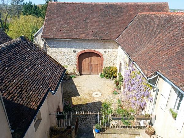 Maison à vendre 7 pièces 210 m² Saint-Julien-du-Sault