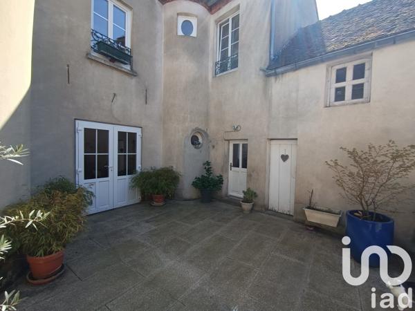 Maison à vendre 7 pièces 210 m² Saint-Julien-du-Sault