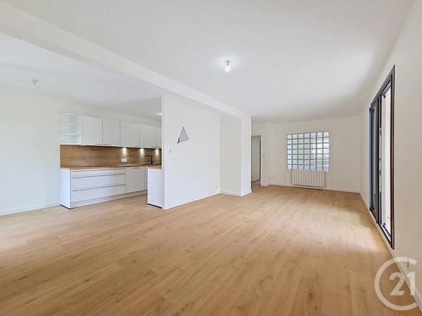 Appartement F4 à vendre  4 pièces - 100,49 m 2   OLIVET  - 45