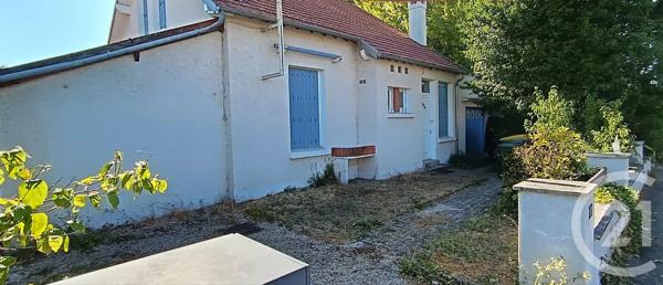 Appartement F4 à vendre  4 pièces - 100,49 m 2   OLIVET  - 45