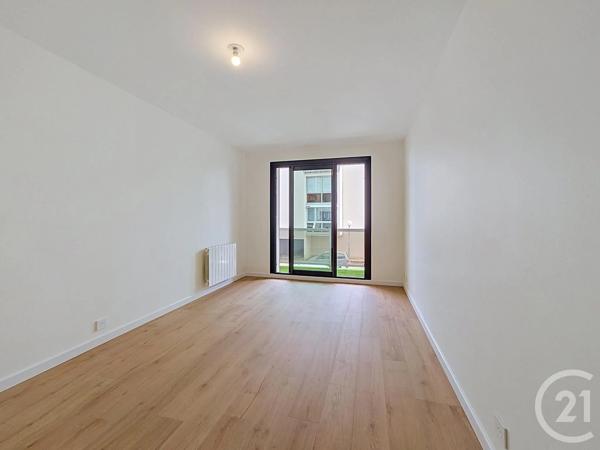Appartement F4 à vendre  4 pièces - 100,49 m 2   OLIVET  - 45