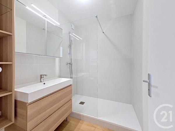 Appartement F4 à vendre  4 pièces - 100,49 m 2   OLIVET  - 45