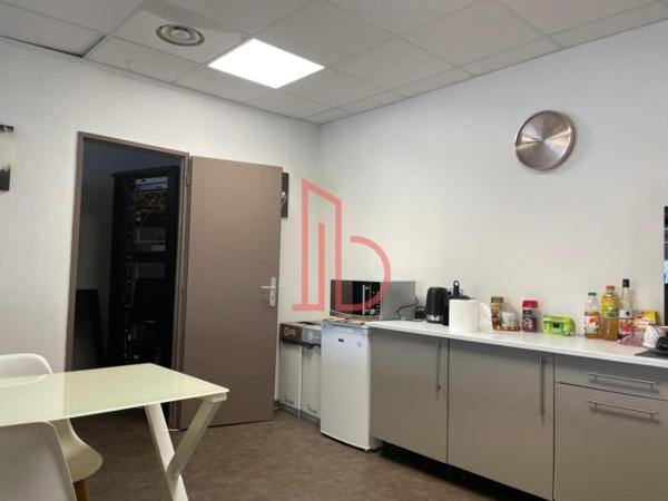 Bureau de 120 m² à louer à Bordeaux Nord