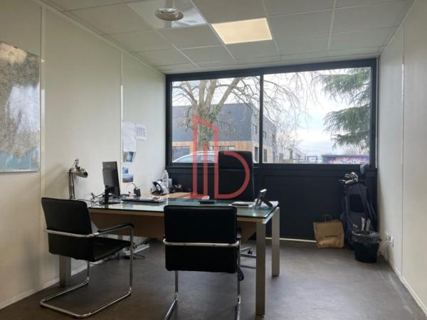 Bureau de 120 m² à louer à Bordeaux Nord