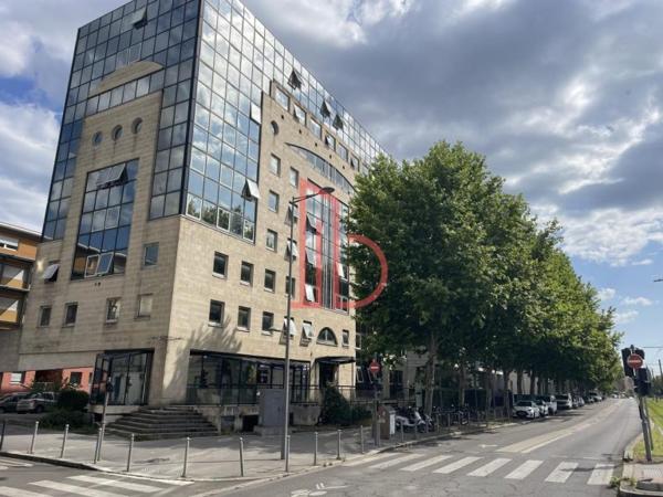 Bureau de 374 m² à louer à Bordeaux Meriadeck