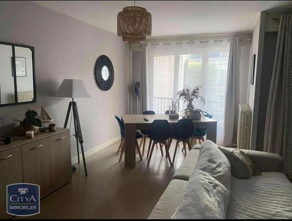 Appartement à louer 3 pièces 75.03m² Châteauroux (36000)