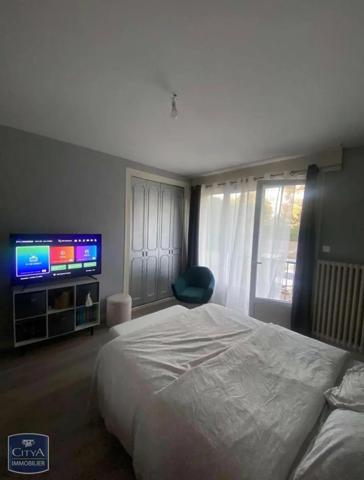 Appartement à louer 3 pièces 75.03m² Châteauroux (36000)