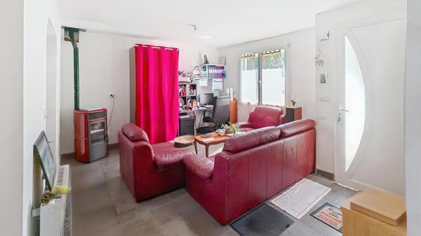Maison de plain pied, au calme