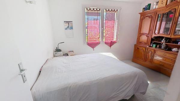 Maison de plain pied, au calme