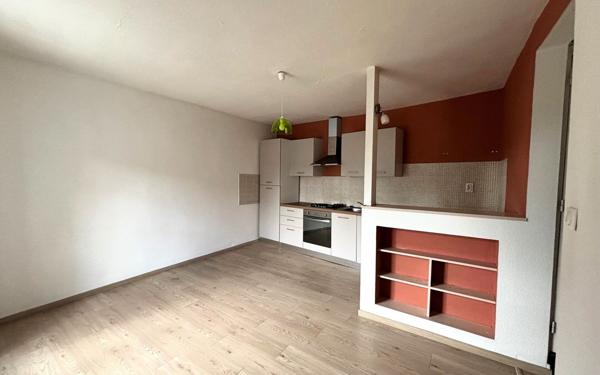 Appartement à louer    2 pièces •  Le Chevain