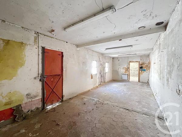 Appartement 3 Pièces à vendre  3 pièces - 55,79 m 2   FONTAINEBLEAU  - 77
