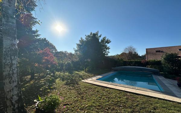 Maison à vendre    4 pièces •  Seignosse