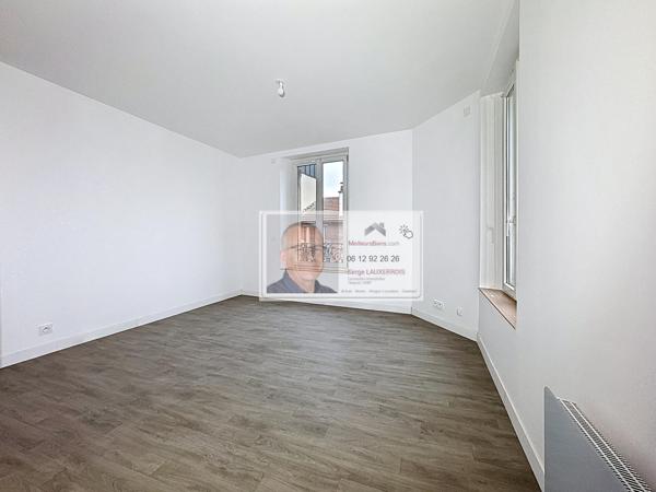 APPARTEMENT T2 À VILLEMOMBLE