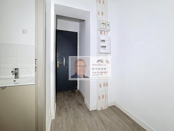 APPARTEMENT T2 À VILLEMOMBLE