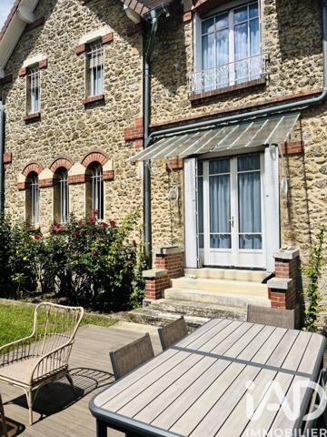 Maison à vendre 7 pièces 155 m² Rambouillet