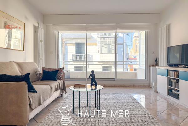 PHARE – T2 meublé et entièrement repensé sur mesure, à deux pas de la mer