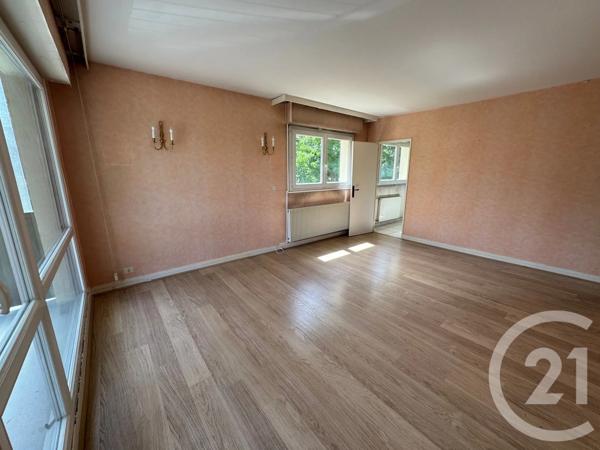 Appartement F3 à vendre  3 pièces - 73,12 m 2   ARPAJON  - 91