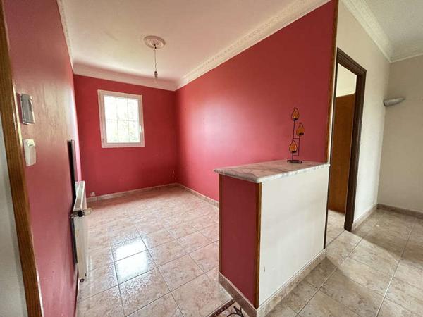 MONTAIGU-VENDEE / Vente Maison 8 Pièces 200 m²